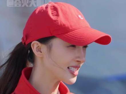 金晨我们赛车大女主是这样的 金晨练漂移和自己杠上了