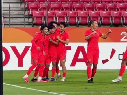 亚运会男足中国3比0泰国