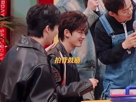 好六团小狐狸萌化众嘉宾，丁程鑫刘宇宁也顶不住