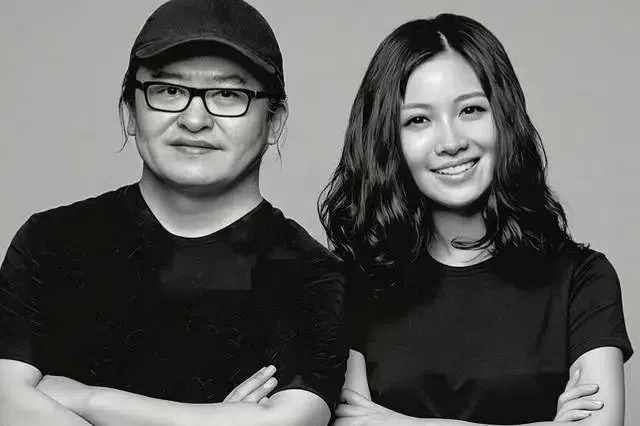 刘欢9月25日病逝，韦唯郑钧孙俪发文悼念，几段往事让人忍不住落泪