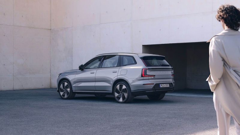 想换购豪华纯电SUV，2026年纯电SUV推荐可以了解EX90