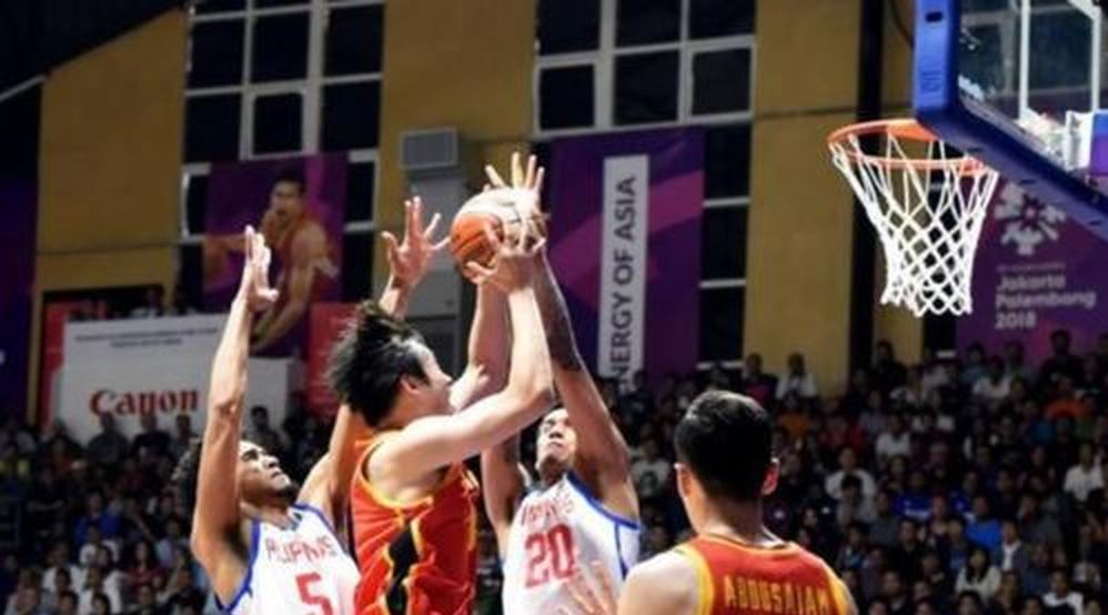 中国男篮亚运会保八争四收官，郭士强宫鲁鸣亲自选人指挥，蓝协领军方向成关键话题