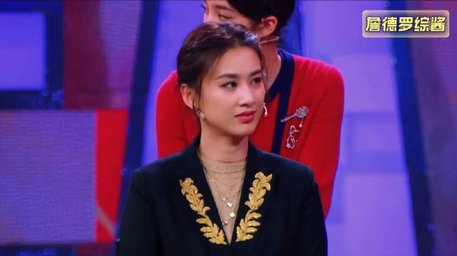 王牌对王牌揭晓年龄，张柏芝宁静等全场惊呆