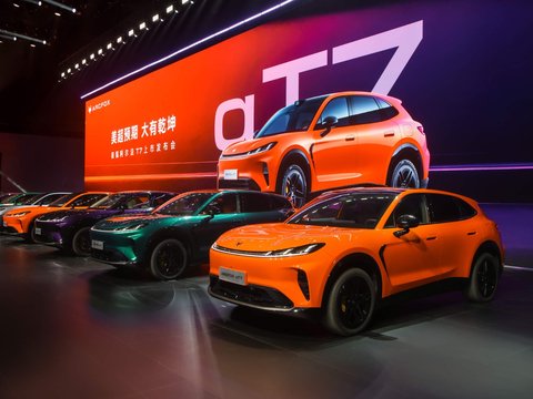 告别纠结，15万预算买大五座 SUV 怎么选？极狐阿尔法T7来了