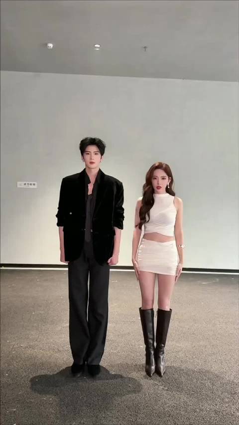 白鹿、古力娜扎也来跳闪身步了. 内娱女明星闪身步合集！