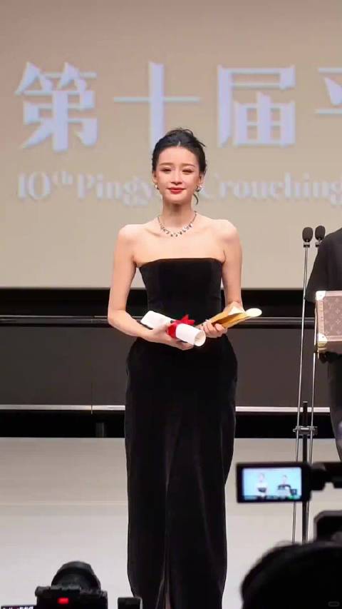 孙怡获平遥影展最佳女演员，分享角色小美创作感悟