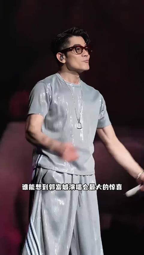 郭富城女儿 大方露脸跳舞，舞感超绝一点都不怯场
