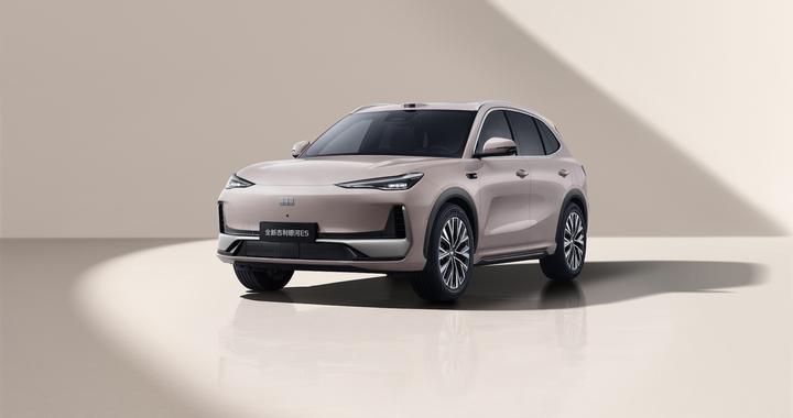 全球AI智充SUV来了！全新吉利银河E5上市限时先享价9.78万元起