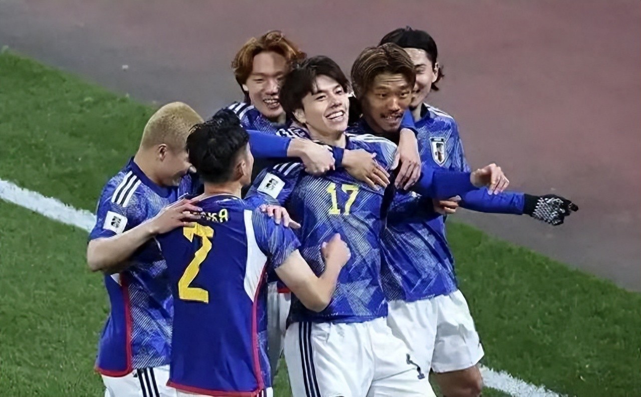 2-1！2连胜！日本点球绝杀委内瑞拉！上田绮世点射破门！