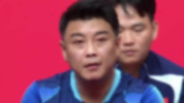 王皓赛后回应观众争吵，王励勤及时劝阻