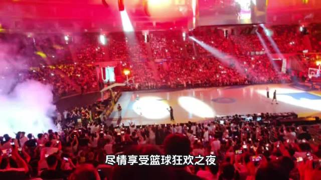 广东宏远球迷嘉年华今晚举行，朱芳雨胡明轩等亮相