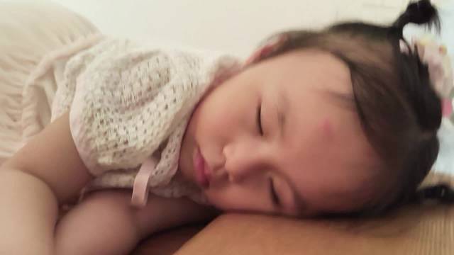 唱闽南摇篮曲令阿妹安然入睡