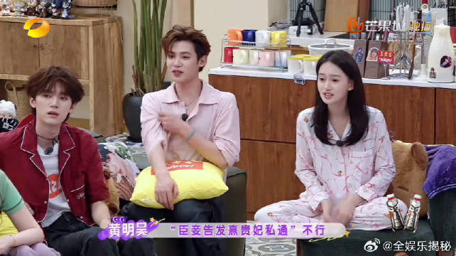 祺贵人就在身旁，小贾直接复刻名场面，这波贴脸开大我给满分