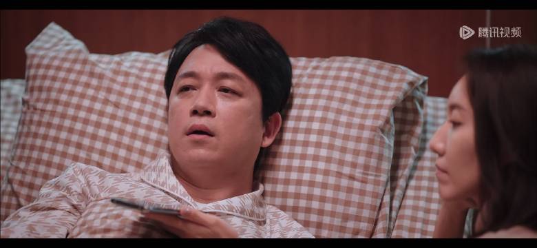 我能给她什么？没钱就算了，连经常陪着她，可能都做不到…