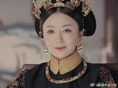 皇后与魏璎珞的初次相遇，就有着“一见如故的”缘分