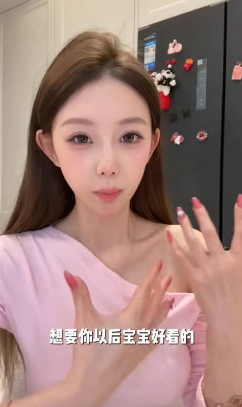 担心蒜头鼻遗传，女孩提分手