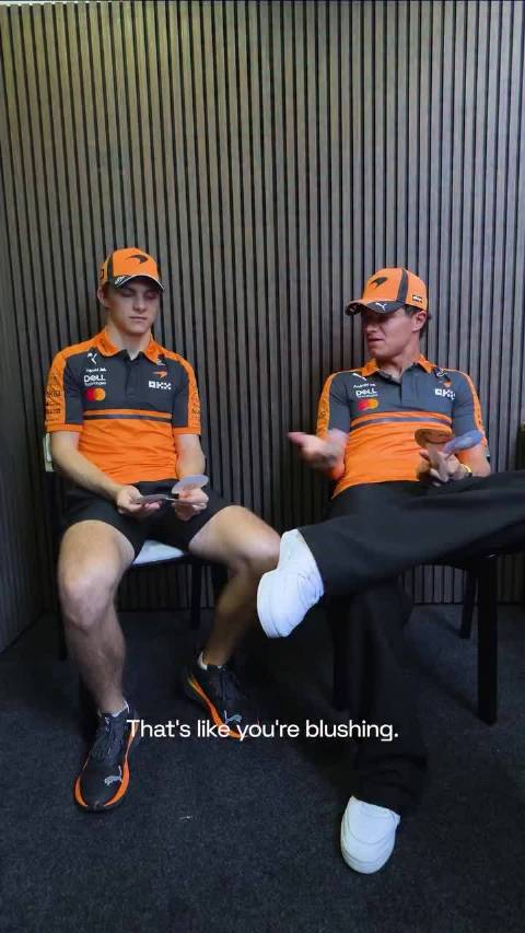 迈凯轮ig更新 Giggling and kicking our feet