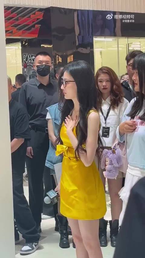 徐璐现实真的又白又瘦