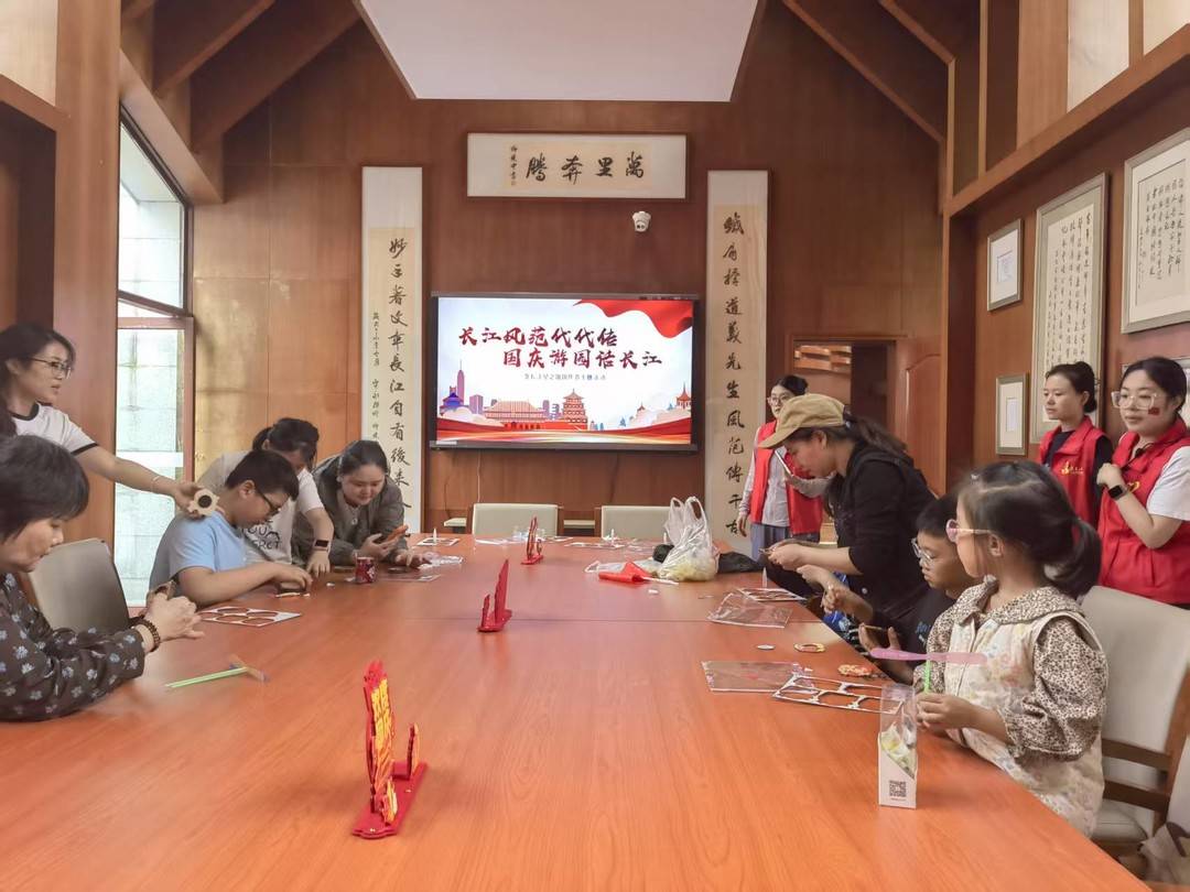 国庆打卡红色地标 内江范长江纪念馆沉浸式活动点燃家国情怀 国庆打卡红色地标 内江范长江纪念馆沉浸式活动点燃家国情怀