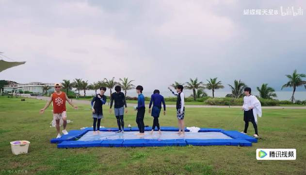 哈哈哈哈这个吉儿太懂节目效果了..导演你懂我意思吗？