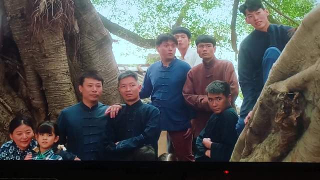 国庆节宅家不出去添堵，再刷《给阿嬷的情书》