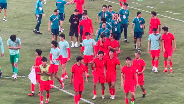 “我们的梦不会永远跌在谷底”名古屋亚运，铜牌决战…