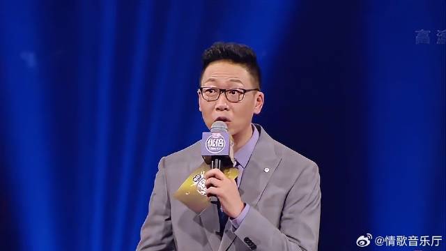 周传雄唱《黄昏》最不稳一次，现场几度哽咽，观众也跟着落泪｜我们的歌