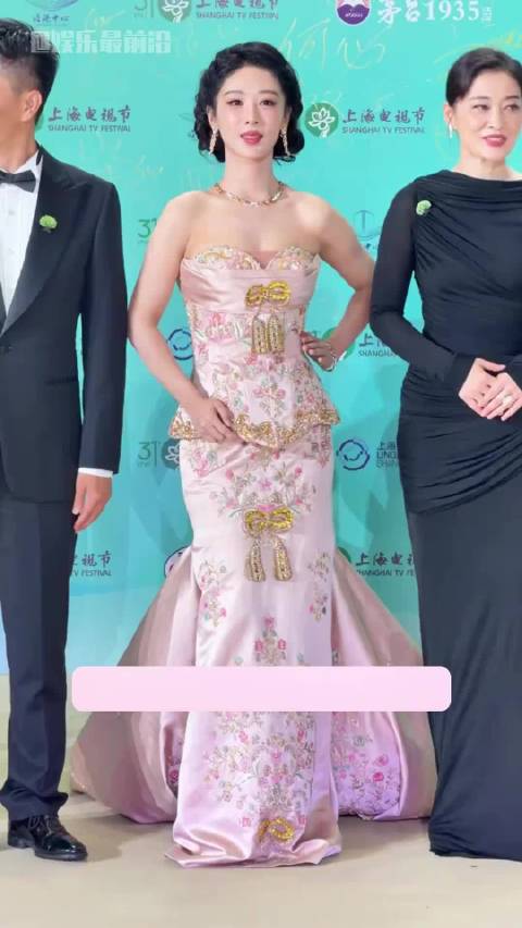 杨紫于和伟，获白玉兰奖视帝视后