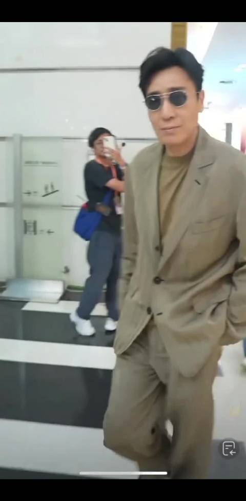 步履生风 自带气场 步履所至 皆是坦荡