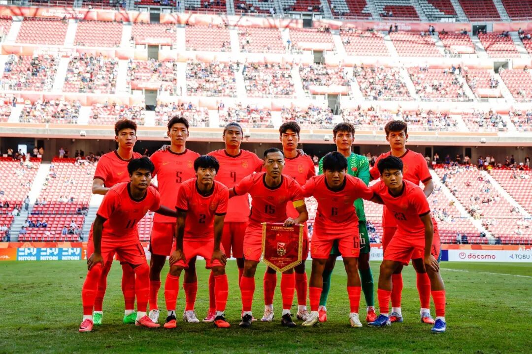 时隔28年再夺亚运铜牌，U23国足点球大战战胜乌兹别克斯坦，李昊两扑点，王钰栋世界波
