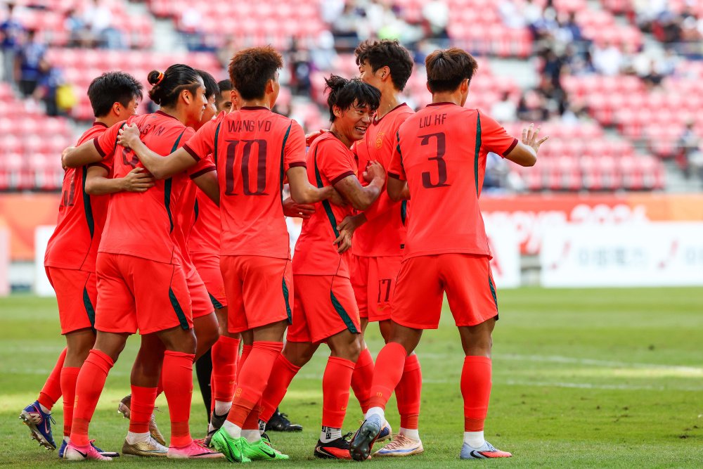 点球战制胜！亚运：国足6-5乌兹 时隔28年+第3次获季军 李昊2次扑点
