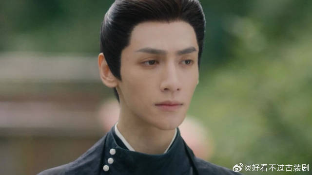帅哥脸盲，竟认不出之前的少女，后者的反应令人爆笑