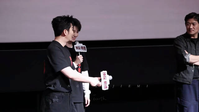 李晨先后与易烊千玺王源王俊凯合作