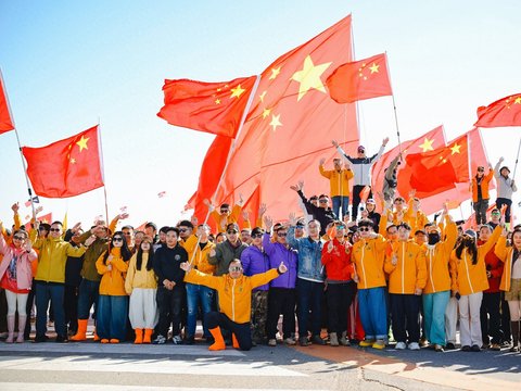 共赴大漠之约 坦克2026阿拉善英雄会正式启幕