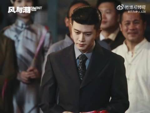 任嘉伦古装扮相获好评，歌曲荣耀心墙动听，与谭松韵CP感足期待二搭