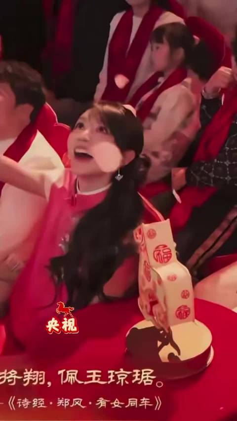 今早刷到个热搜， 内娱打戏终于不用看仙女飘了…
