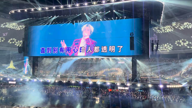 薛之谦成都四晚舞台高能，热度层层往上走