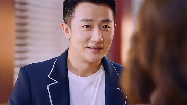 果然对付男人还得是美人计！
