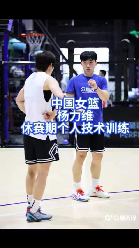 这个妞练太狠了对自己要求太高了 ：众量-S1mpleMa 没有轻松的训练