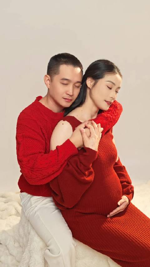 今日孕妇照拍摄 客户老公有点像梁朝伟，也像文章，妥妥明星脸啊