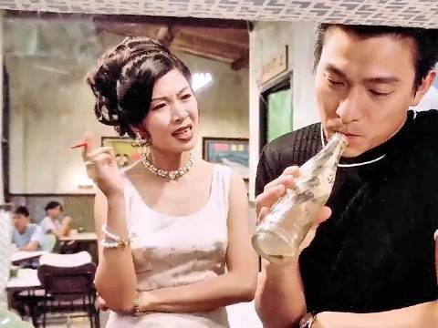 华仔因为寄人篱下，总是被人指指点点