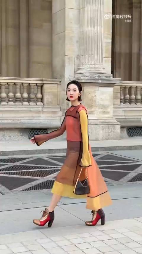 宋茜海外人气非凡 G社生图优雅永不过时