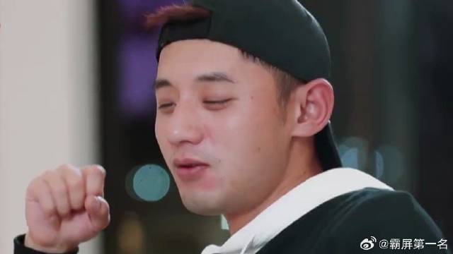 张继科约会金晨太紧张，找茬餐厅环境问题，金晨直接笑喷了