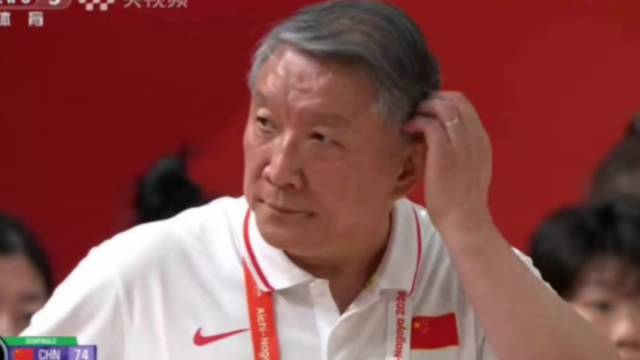 很难看！中国篮球兵败日本，男女篮集体无缘决赛！韩旭李月汝成遮羞布