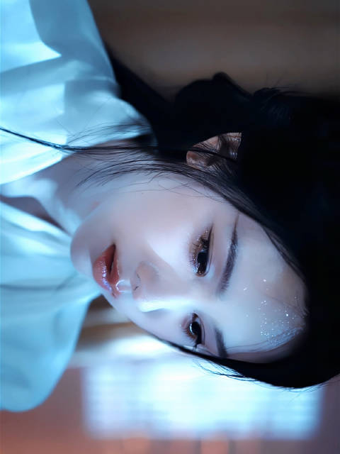 陈都灵集七角色，粉丝告白眼角痣