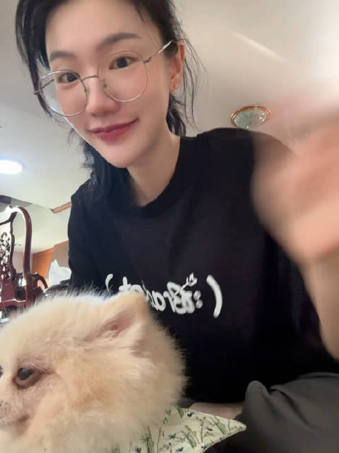 atom tt更新，camel被打头毫无反应，乖巧可爱