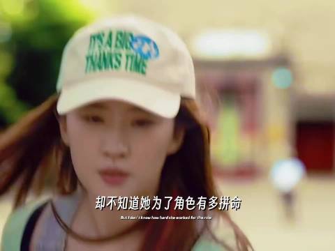 刘亦菲提前三月为花木兰每天12小时高强度训练