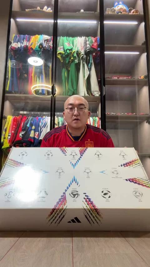 亚马尔教魔术称仅现场观其世界杯首球的北京光头可学