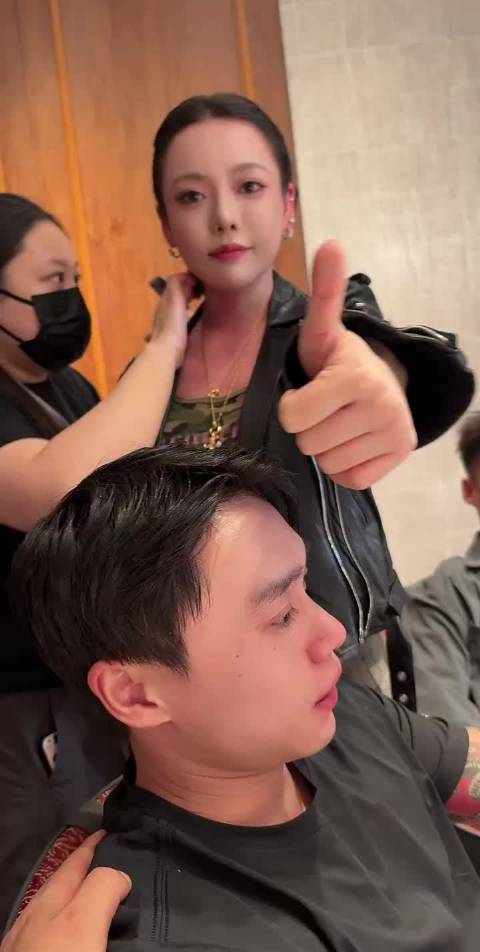 二驴录制视频感谢蛋蛋捧场祝贺嘉年华