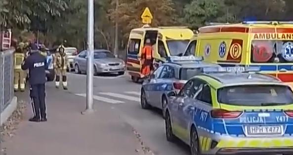 波兰一学校发生持刀袭击事件,至少10人受伤 波兰一学校发生持刀袭击事件,至少10人受伤